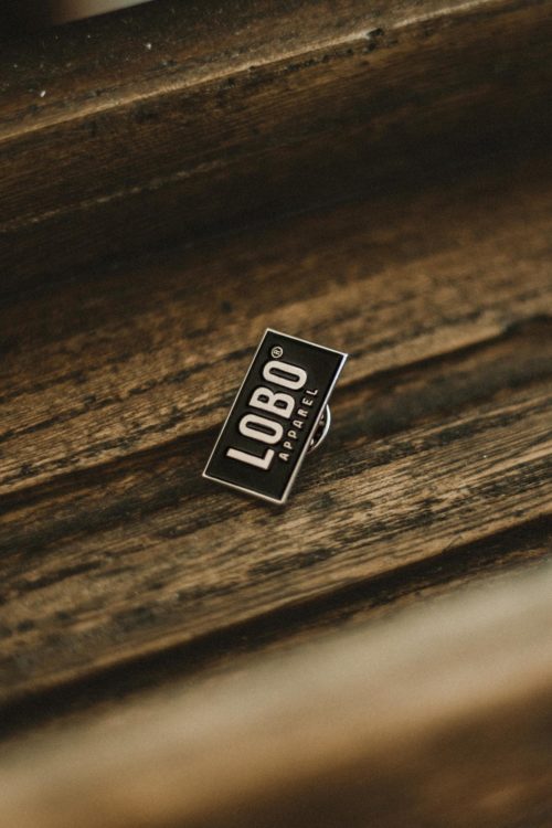 Lobo Logo Metal Pin