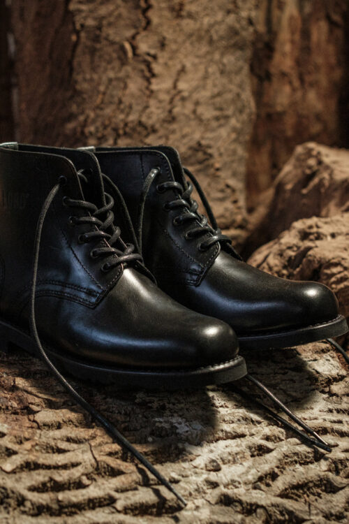 Lobo All Black Boots