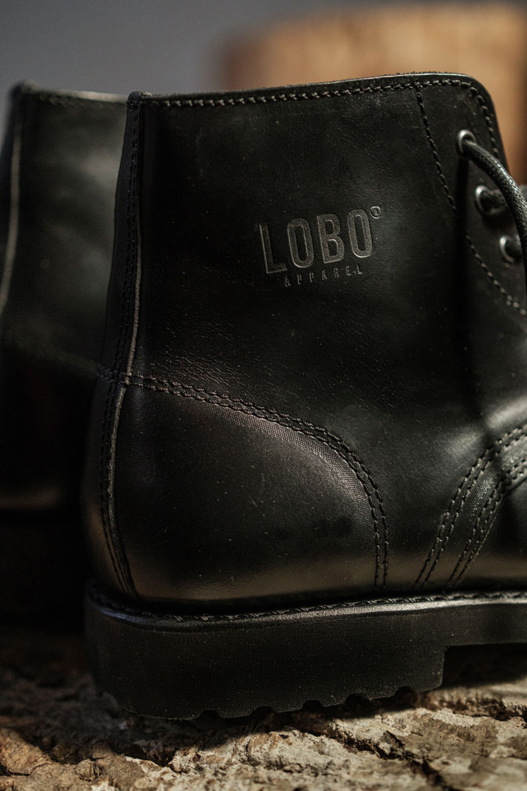 LOBO_AllBlack—Jan26_03