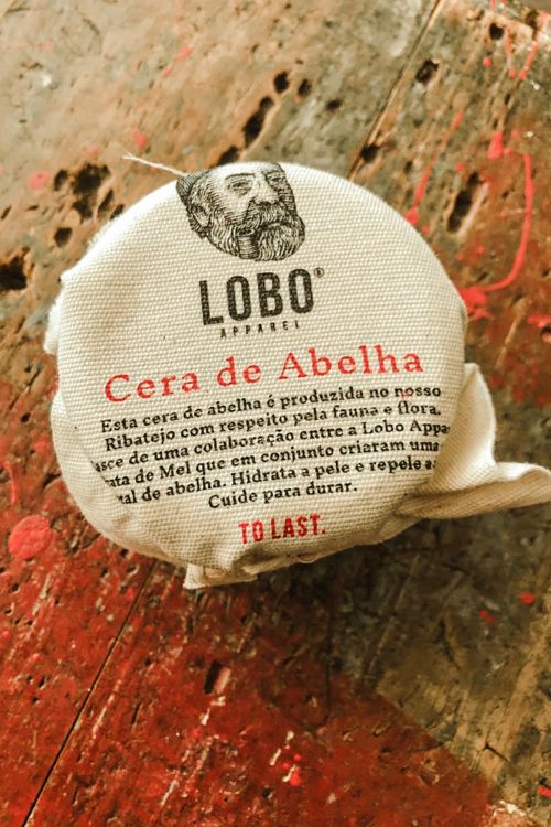 Lobo Beeswax